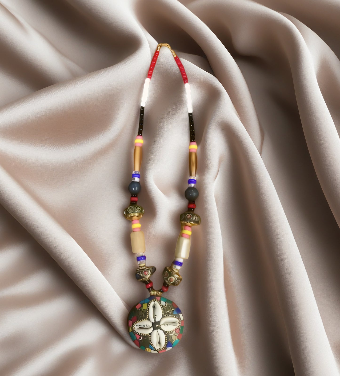 African Fashion Colorful Cowrie Style Beaded Necklace