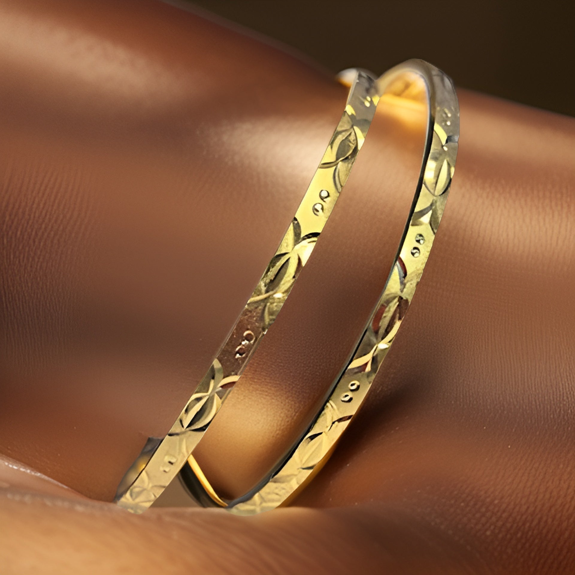2pc Gold Touch Bracelets - MAGOS