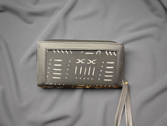 African Black/White Print Wristlet Wallet