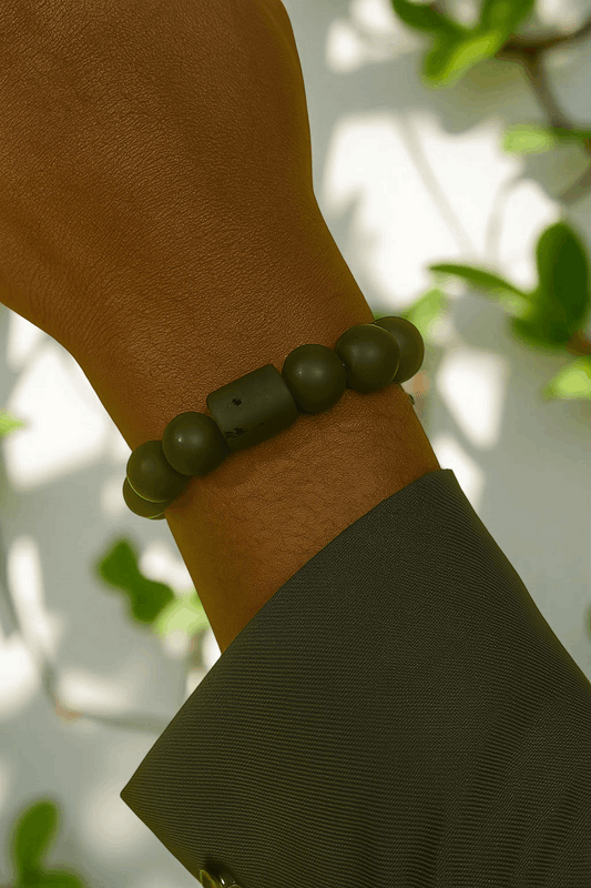 Men's African Glass Black Bead Bracelet.