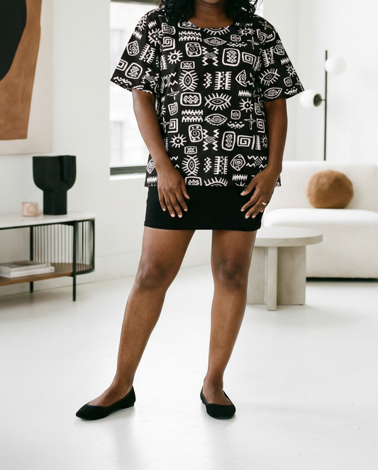 Women's Short Sleeve Black/White African Print Top