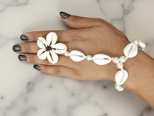 Handmade Cowrie Shell Single Bracelet Ring Set.