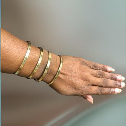 Gold Wrap Around Bangle Bracelet - MAGOS