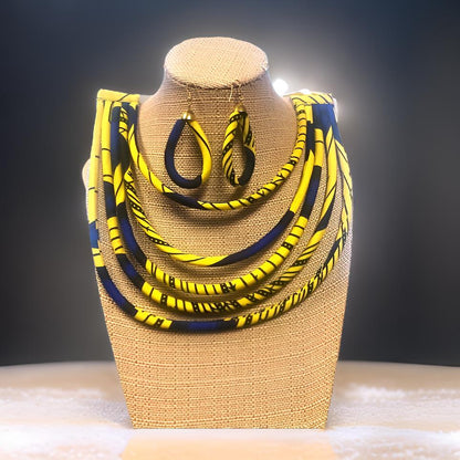 African Print Convertible Clutch Purse w/Matching Necklace & Earrings