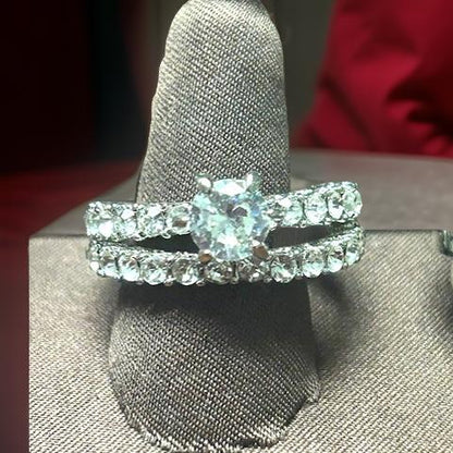Women's Bridal Marriage Round Diamond Six-claw Inlaid Engagement Ring Set